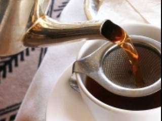 Zamenite bar jednu kafu u toku dana šoljom crnog čaja
